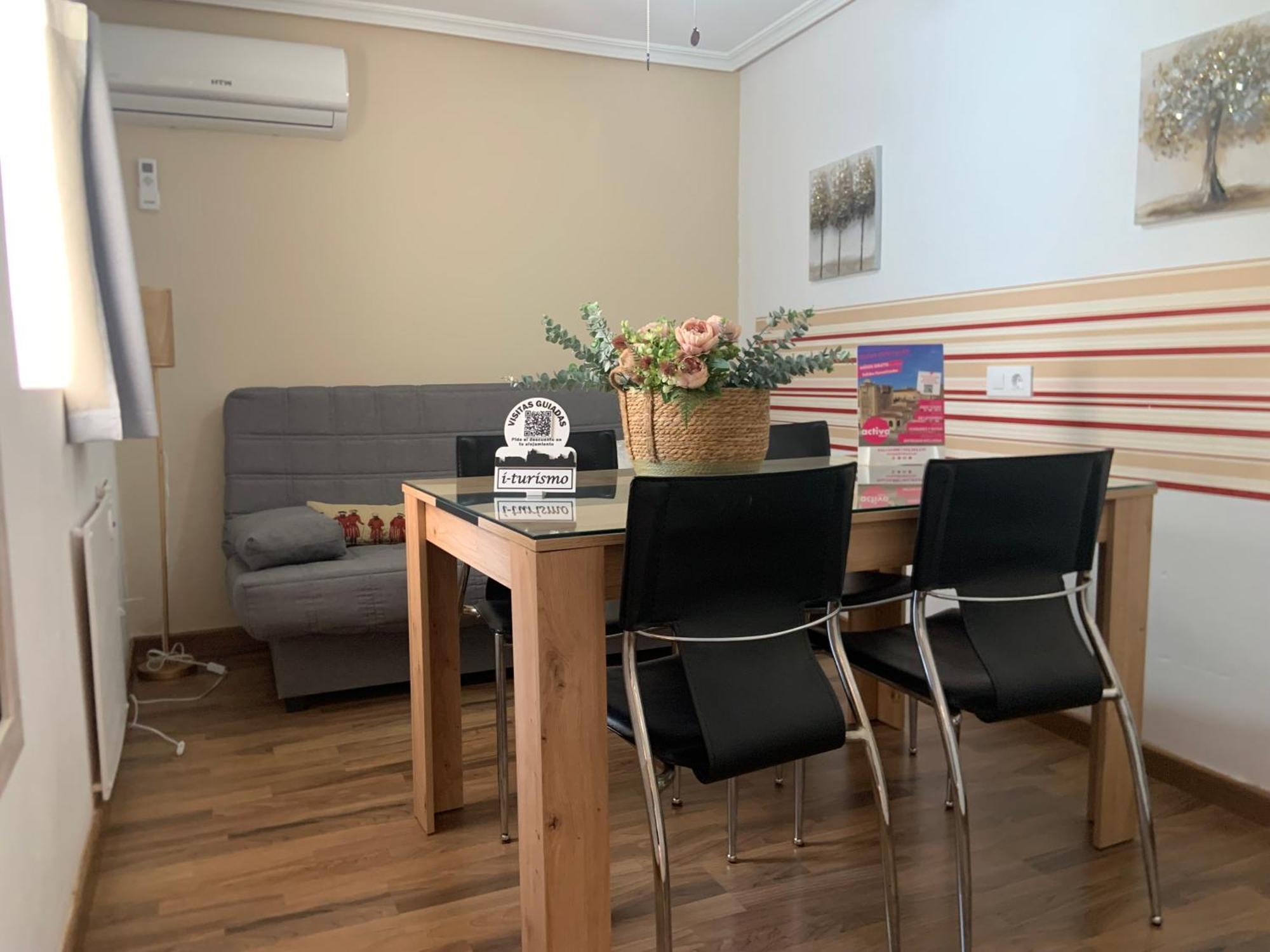 Flor De Lis 1 Apartment Caceres Luaran gambar